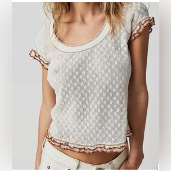 Free People Tops - Free People Garner Tee in White semi sheer SZ XS‎